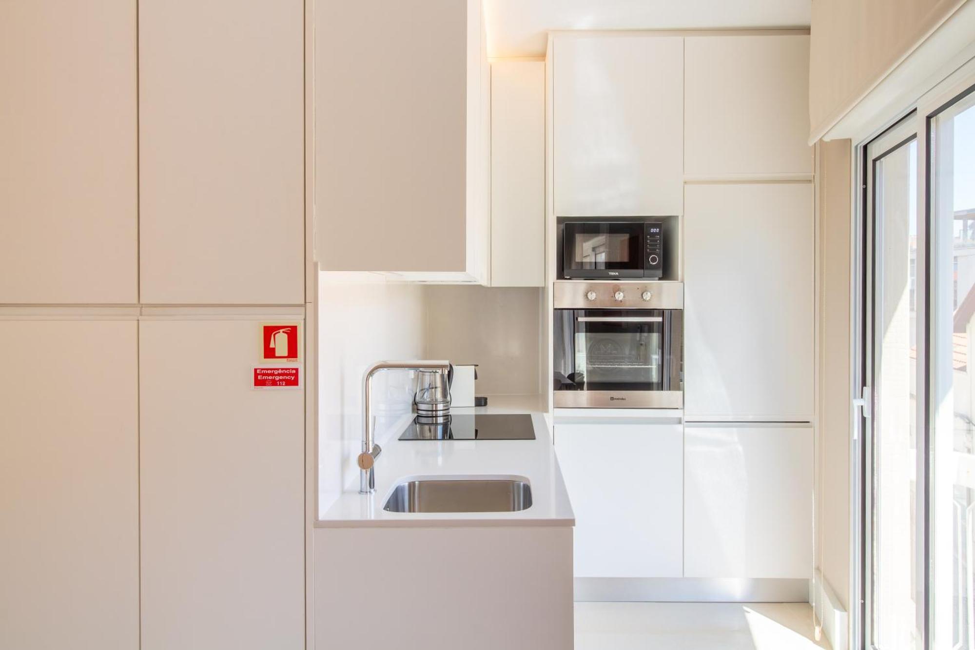 Cozy 1br Beachside By Lovelystay Apartment Porto