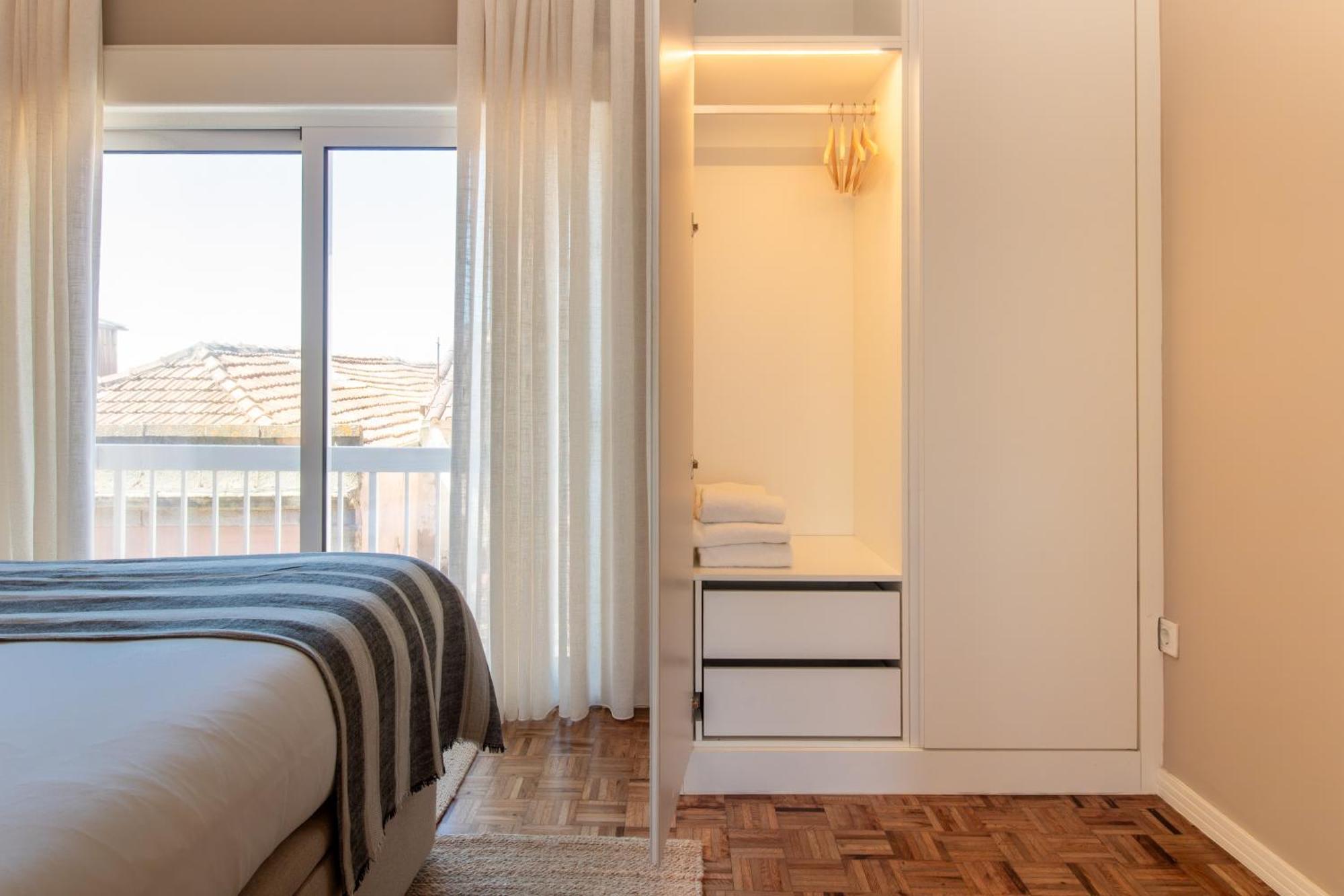 Apartment Cozy 1br Beachside By Lovelystay Porto