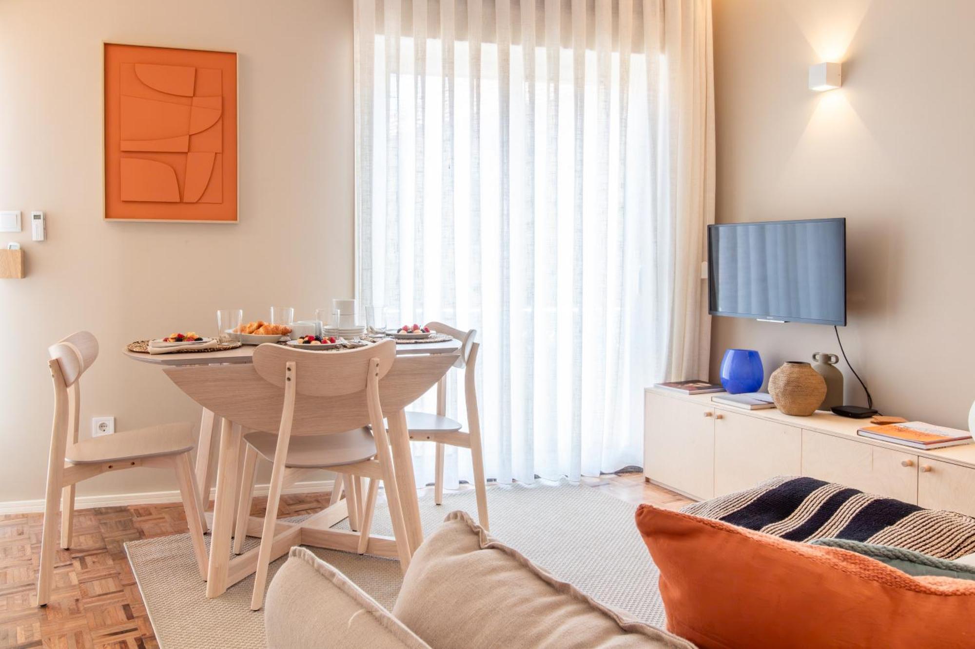 Cozy 1br Beachside By Lovelystay Porto